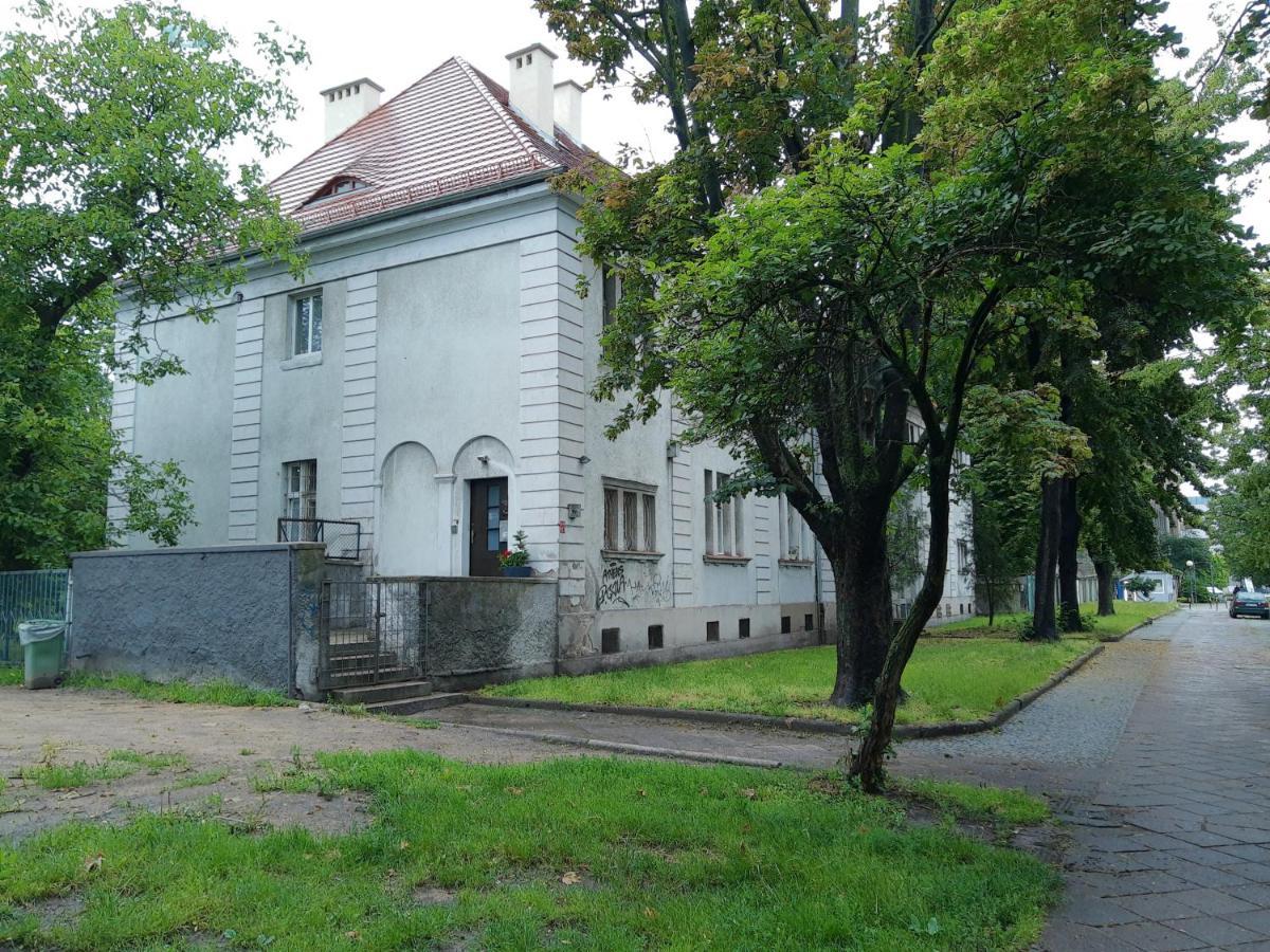 Noclegi Przy Dworcu Pkp Breslavia Esterno foto